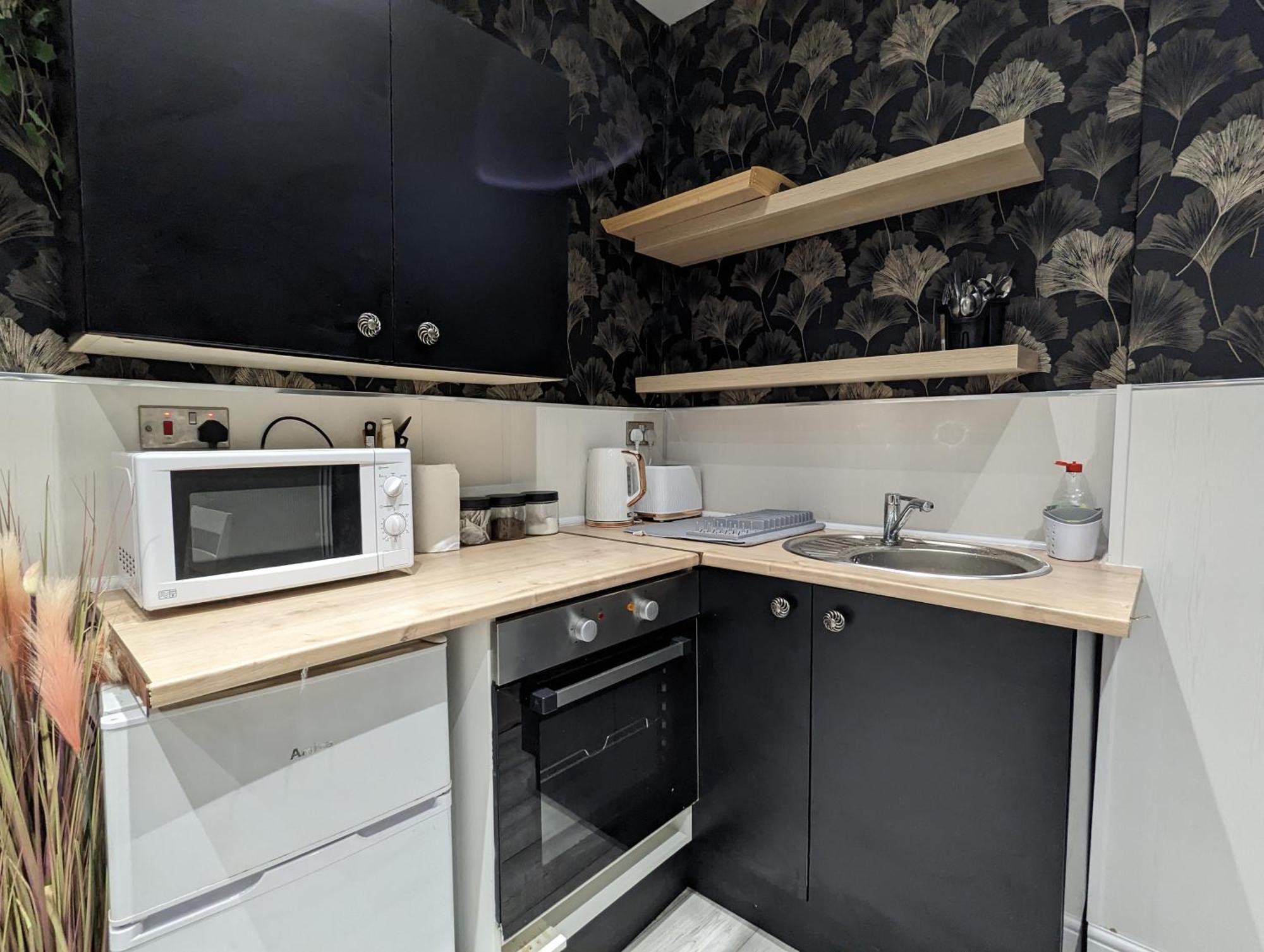 Inner-city - Basic Amenites Apartment